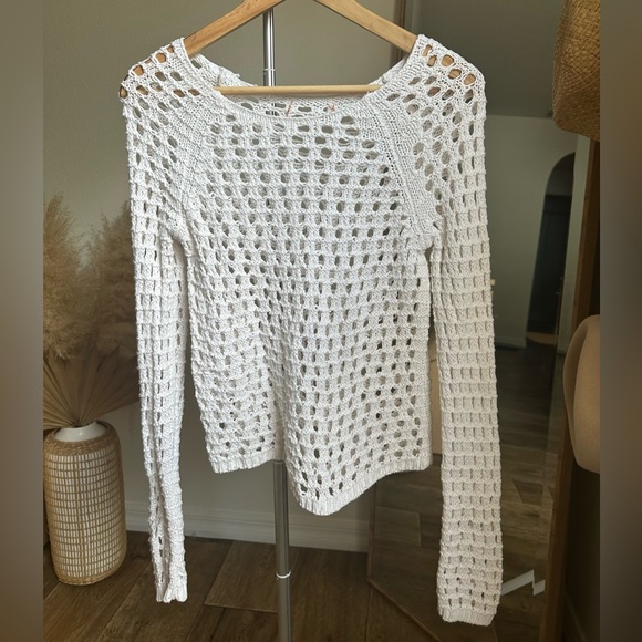 White Crochet Knit Sweater - Picture 3 of 4